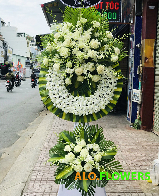 hình ảnh hoa chia buồn đám tang