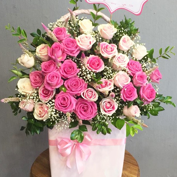 Lẵng hoa hồng đẹp tặng sinh nhật người yêu hoặc đồng nghiệp nữ