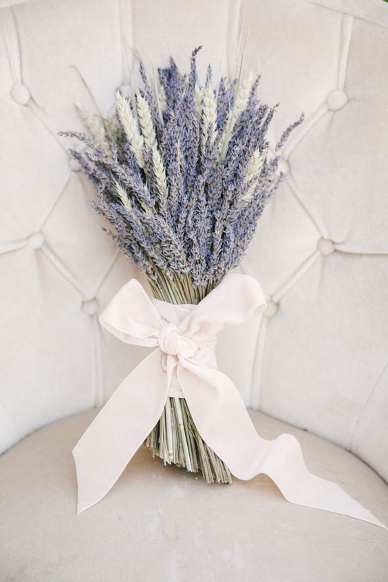 Bó hoa lavender đẹp